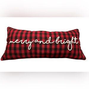NWT Envogue Merry and Bright Plaid Rectangular Christmas Holiday Throw Pillow